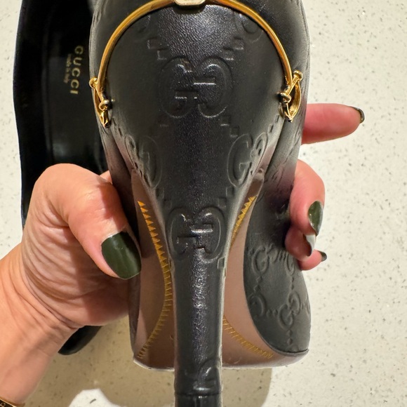 Gucci Women's Black Shoes - Picture 6 of 11